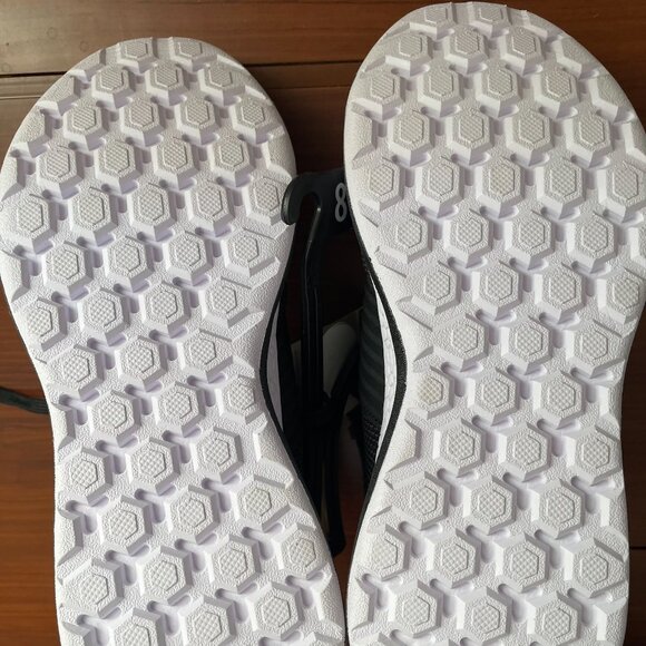 Women's Black Running Shoes - BNWT - Size 8 - Picture 4 of 7